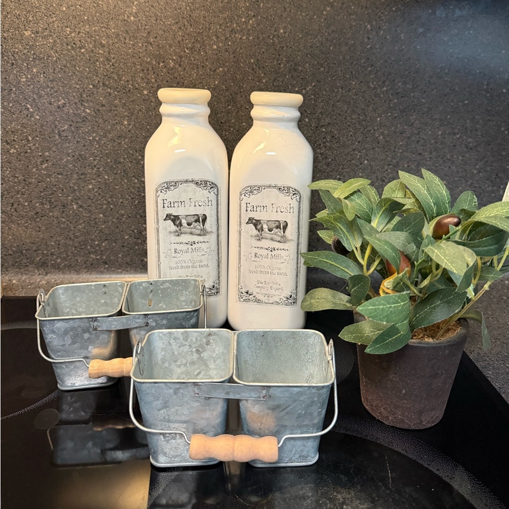 Farm Fresh Ceramic Milk Bottle Decor - White 5 piece
